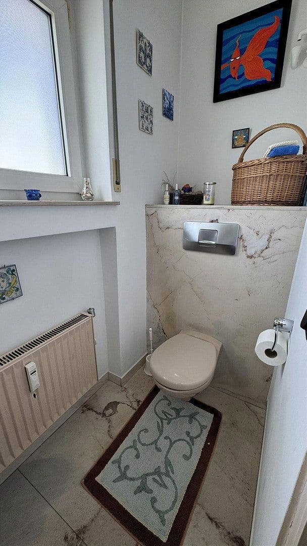 Pronájem bytu 5+1 234 m², Bierstädter Höhe 68, Wiesbaden, Hessen Pronájem bytu 5+1 234 m², Bierstädter Höhe 68, Wiesbaden, Hessen