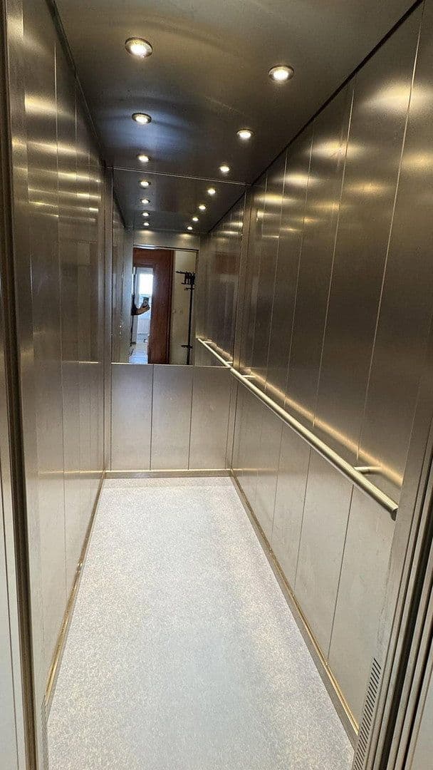 Pronájem bytu 5+1 234 m², Bierstädter Höhe 68, Wiesbaden, Hessen Pronájem bytu 5+1 234 m², Bierstädter Höhe 68, Wiesbaden, Hessen