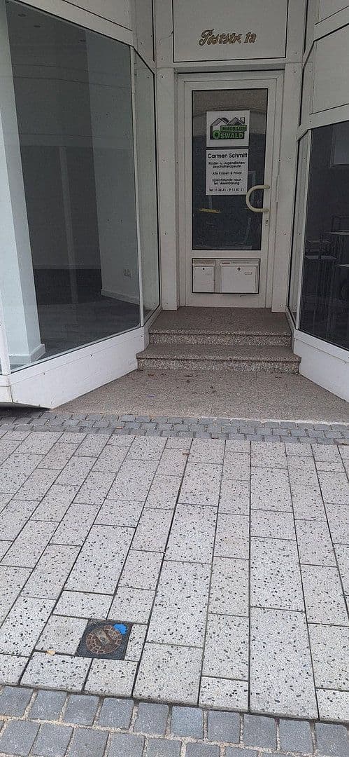 Pronájem nebytového prostoru 40 m², Poststraße 1 a, Bad Neuenahr-Ahrweiler, Porýní-Falc Pronájem nebytového prostoru 40 m², Poststraße 1 a, Bad Neuenahr-Ahrweiler, Porýní-Falc