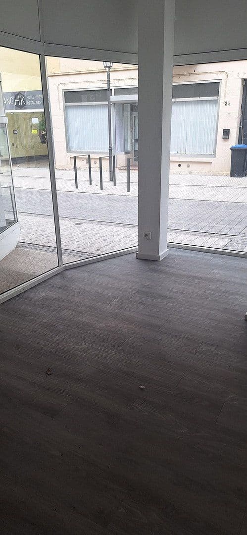 Pronájem nebytového prostoru 40 m², Poststraße 1 a, Bad Neuenahr-Ahrweiler, Porýní-Falc Pronájem nebytového prostoru 40 m², Poststraße 1 a, Bad Neuenahr-Ahrweiler, Porýní-Falc