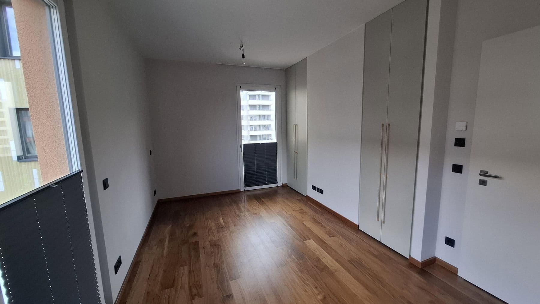 Prodej bytu 3+1 95 m², Berlin, Berlín Prodej bytu 3+1 95 m², Berlin, Berlín