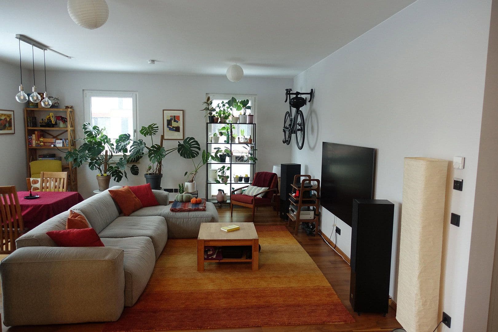 Prodej bytu 3+1 95 m², Berlin, Berlín Prodej bytu 3+1 95 m², Berlin, Berlín
