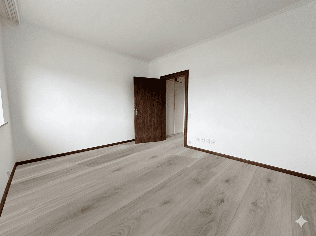 Pronájem bytu 3+1 136 m², Otto-Brenner-Straße 144, Bielefeld, Severní Porýní-Vestfálsko Pronájem bytu 3+1 136 m², Otto-Brenner-Straße 144, Bielefeld, Severní Porýní-Vestfálsko