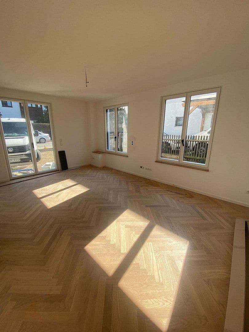 Prodej domu 165 m², pozemek 175 m², München, Bavorsko Prodej domu 165 m², pozemek 175 m², München, Bavorsko