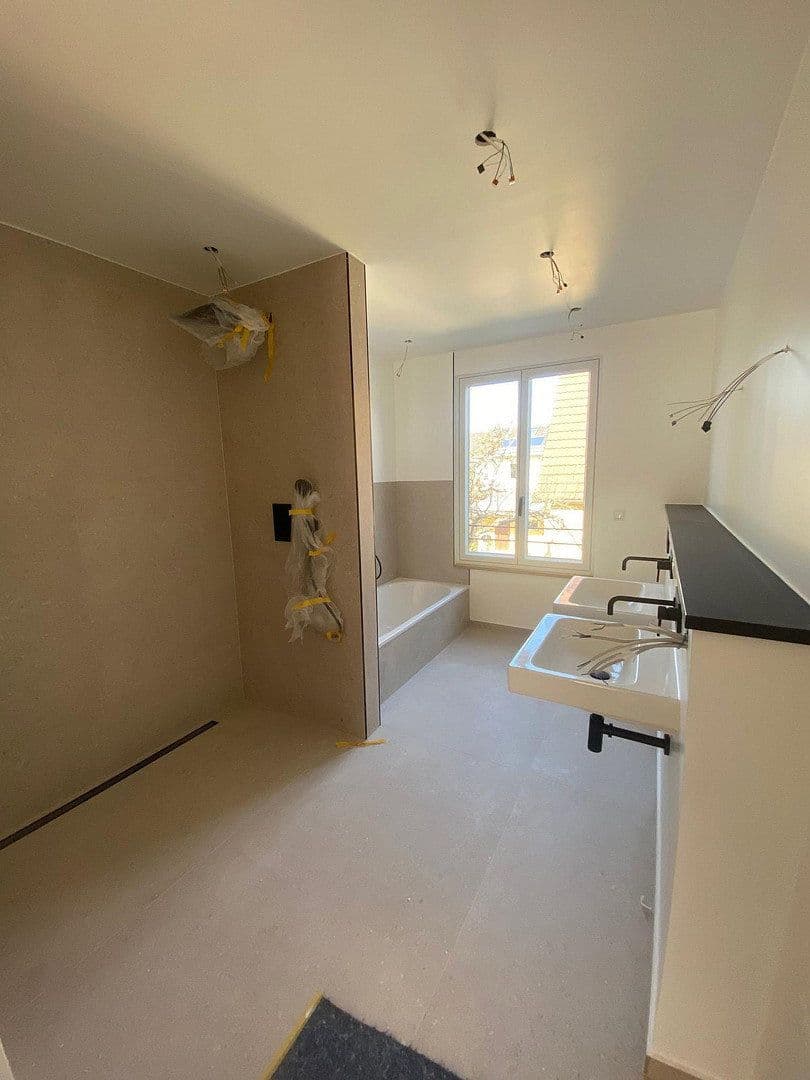 Prodej domu 165 m², pozemek 175 m², München, Bavorsko Prodej domu 165 m², pozemek 175 m², München, Bavorsko