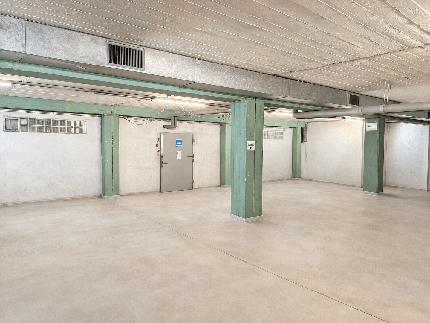 Prodej nebytového prostoru 6.250 m², Schützenstr. 3, Weidhausen b.Coburg, Bavorsko Prodej nebytového prostoru 6.250 m², Schützenstr. 3, Weidhausen b.Coburg, Bavorsko