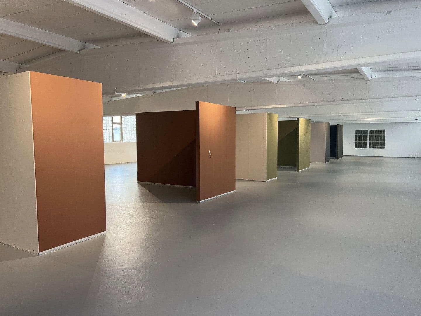 Prodej nebytového prostoru 6.250 m², Schützenstr. 3, Weidhausen b.Coburg, Bavorsko Prodej nebytového prostoru 6.250 m², Schützenstr. 3, Weidhausen b.Coburg, Bavorsko