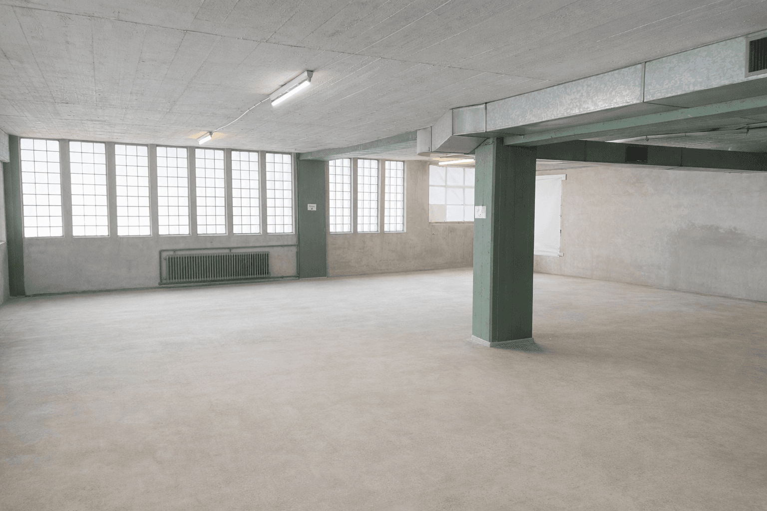 Prodej nebytového prostoru 6.250 m², Schützenstr. 3, Weidhausen b.Coburg, Bavorsko Prodej nebytového prostoru 6.250 m², Schützenstr. 3, Weidhausen b.Coburg, Bavorsko