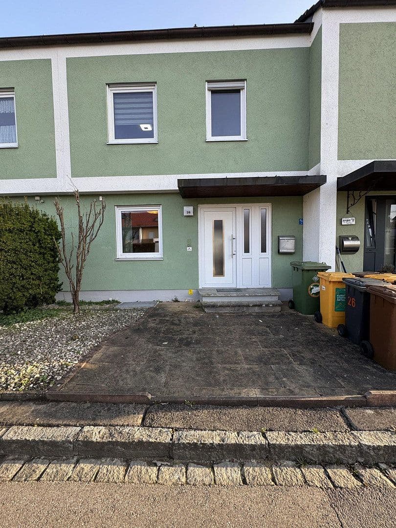 Prodej domu 130 m², pozemek 180 m², Am Jeschken 26, Augsburg, Bavorsko Prodej domu 130 m², pozemek 180 m², Am Jeschken 26, Augsburg, Bavorsko