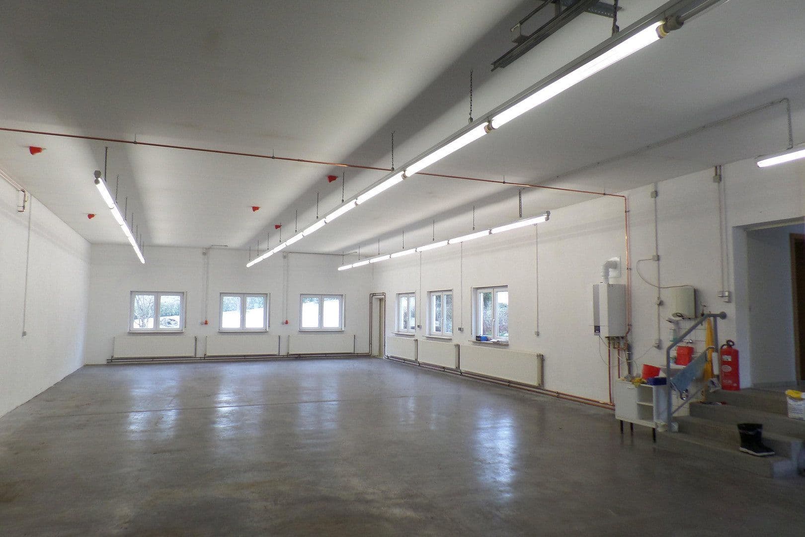 Pronájem nebytového prostoru 180 m², Dieselstrasse 12, Trochtelfingen, Bádensko-Württembersko Pronájem nebytového prostoru 180 m², Dieselstrasse 12, Trochtelfingen, Bádensko-Württembersko