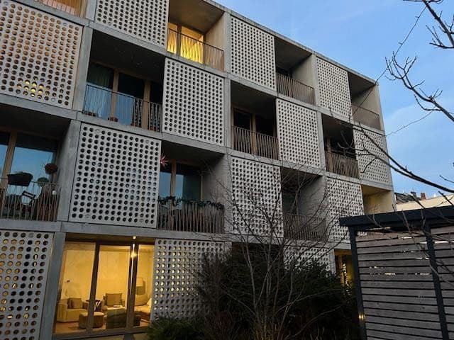 Pronájem bytu 2+1 93 m², Herzogstraße 79A, Düsseldorf, Severní Porýní-Vestfálsko Pronájem bytu 2+1 93 m², Herzogstraße 79A, Düsseldorf, Severní Porýní-Vestfálsko