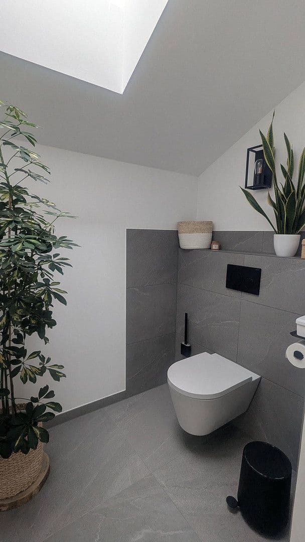 Prodej domu 180 m², pozemek 443 m², Rottenburg am Neckar, Bádensko-Württembersko Prodej domu 180 m², pozemek 443 m², Rottenburg am Neckar, Bádensko-Württembersko