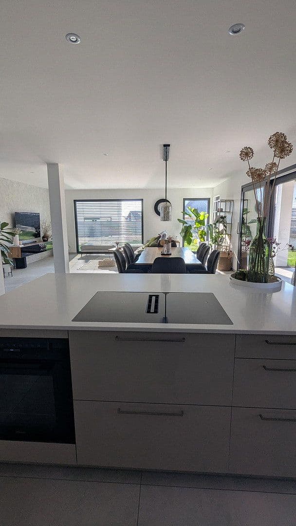 Prodej domu 180 m², pozemek 443 m², Rottenburg am Neckar, Bádensko-Württembersko Prodej domu 180 m², pozemek 443 m², Rottenburg am Neckar, Bádensko-Württembersko