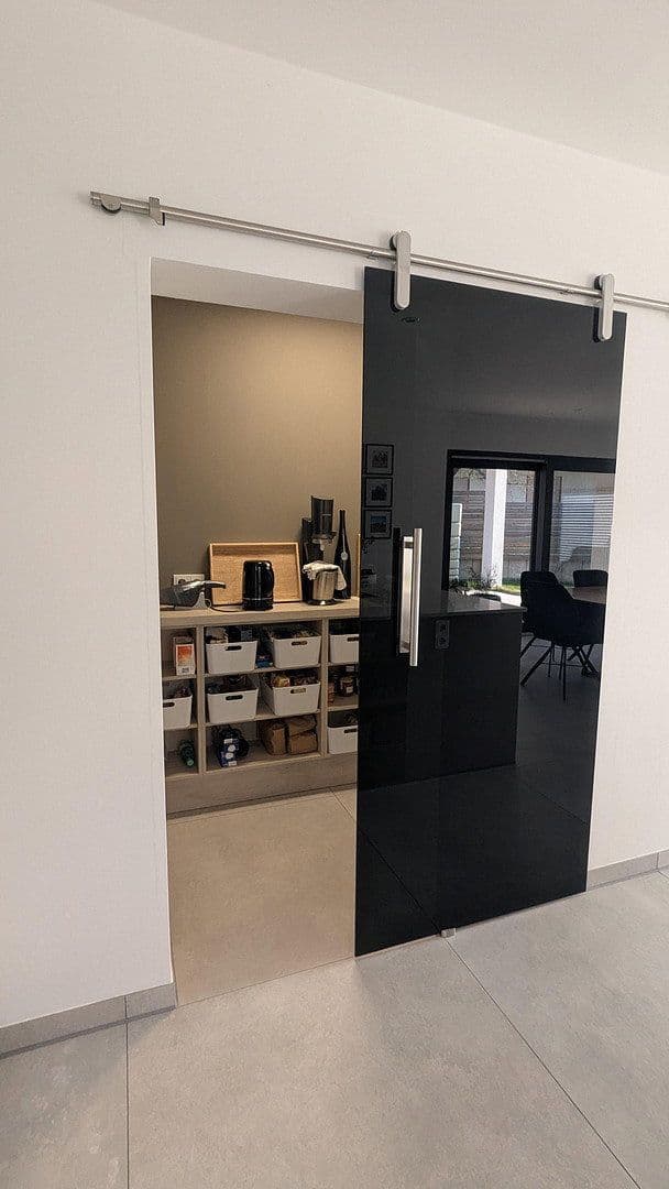 Prodej domu 180 m², pozemek 443 m², Rottenburg am Neckar, Bádensko-Württembersko Prodej domu 180 m², pozemek 443 m², Rottenburg am Neckar, Bádensko-Württembersko