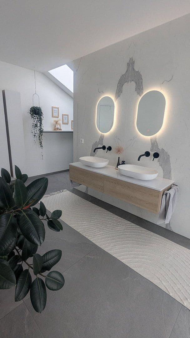 Prodej domu 180 m², pozemek 443 m², Rottenburg am Neckar, Bádensko-Württembersko Prodej domu 180 m², pozemek 443 m², Rottenburg am Neckar, Bádensko-Württembersko