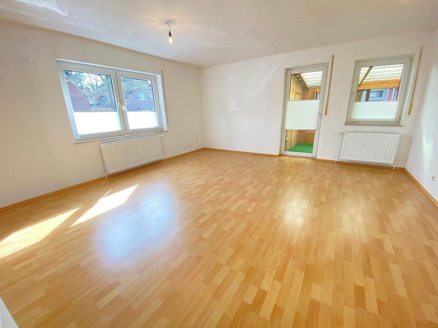 Prodej bytu 3+1 85 m², Lilienthalstraße 19, Wildeshausen, Dolní Sasko Prodej bytu 3+1 85 m², Lilienthalstraße 19, Wildeshausen, Dolní Sasko