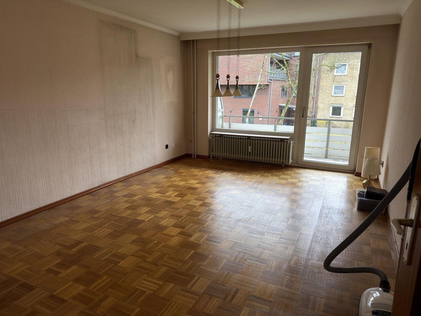 Prodej bytu 3+1 66 m², Von-Sauer-Str. 36, Hamburg, Hamburg Prodej bytu 3+1 66 m², Von-Sauer-Str. 36, Hamburg, Hamburg