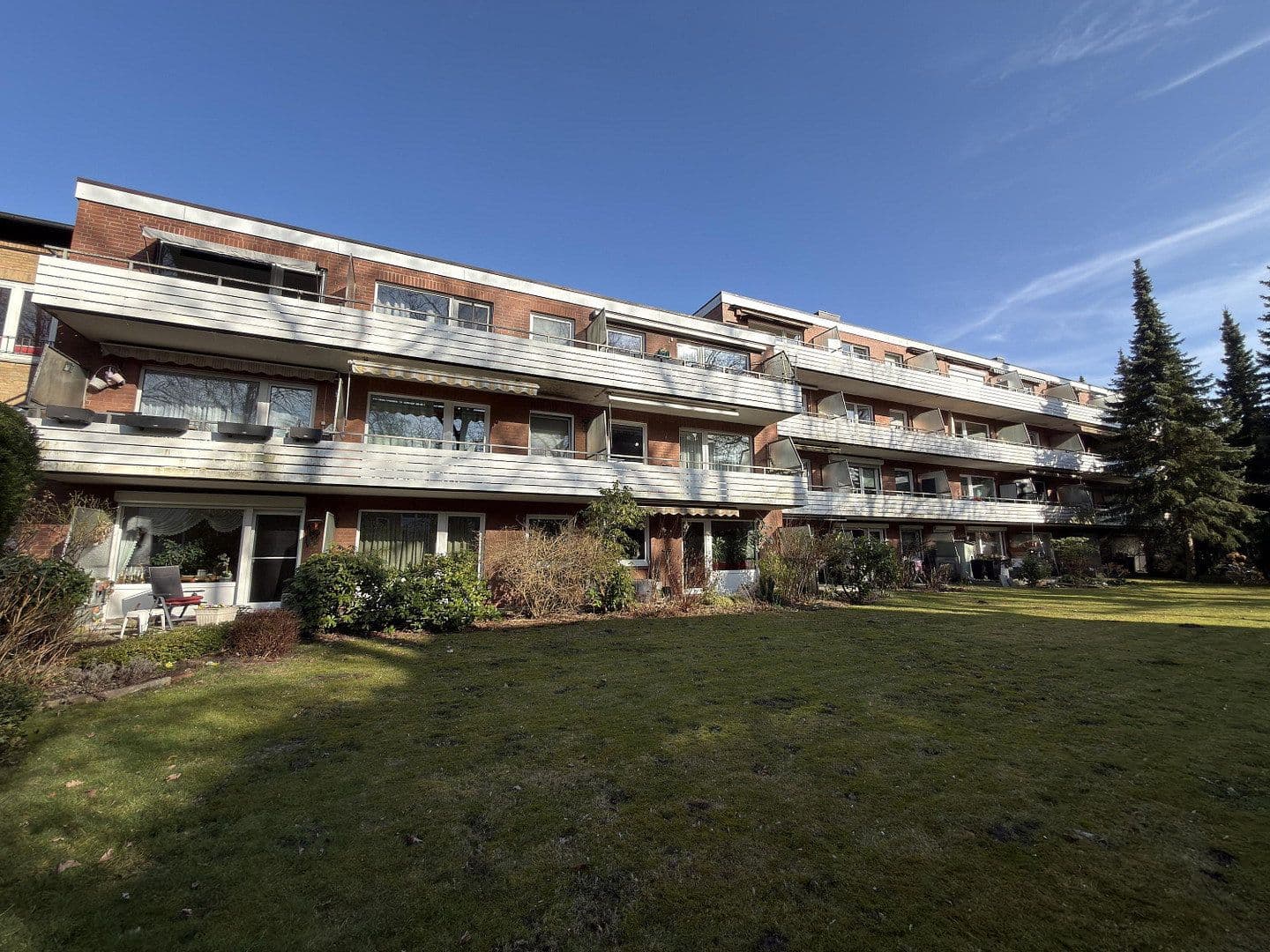 Prodej bytu 3+1 66 m², Von-Sauer-Str. 36, Hamburg, Hamburg Prodej bytu 3+1 66 m², Von-Sauer-Str. 36, Hamburg, Hamburg