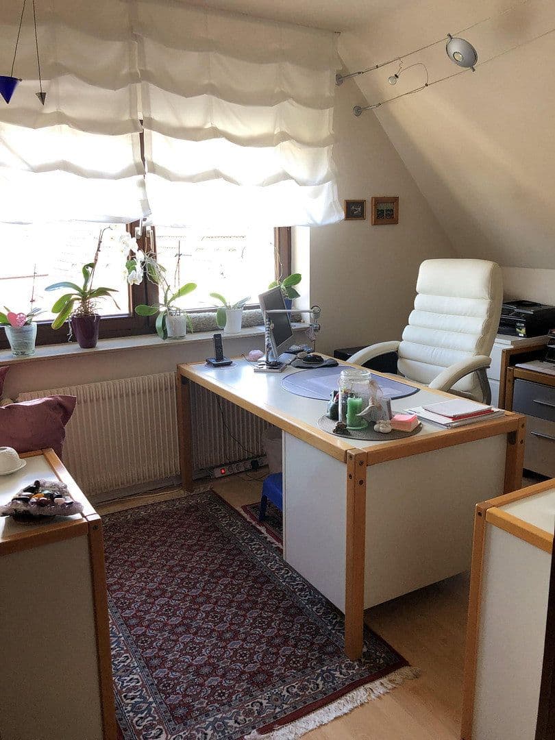 Prodej bytu 5+1 160 m², Rottenburg am Neckar, Bádensko-Württembersko Prodej bytu 5+1 160 m², Rottenburg am Neckar, Bádensko-Württembersko