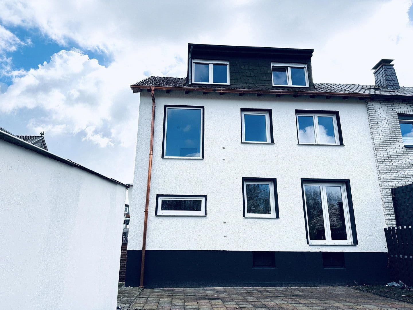 Prodej domu 165 m², pozemek 488 m², Lünen, Severní Porýní-Vestfálsko Prodej domu 165 m², pozemek 488 m², Lünen, Severní Porýní-Vestfálsko