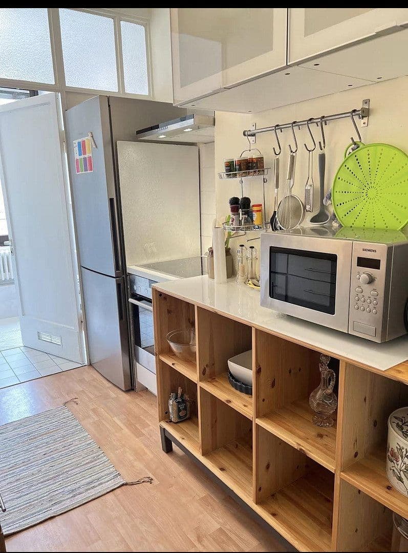 Pronájem bytu 3+1 63 m², Kellerstrasse 13, München, Bavorsko Pronájem bytu 3+1 63 m², Kellerstrasse 13, München, Bavorsko