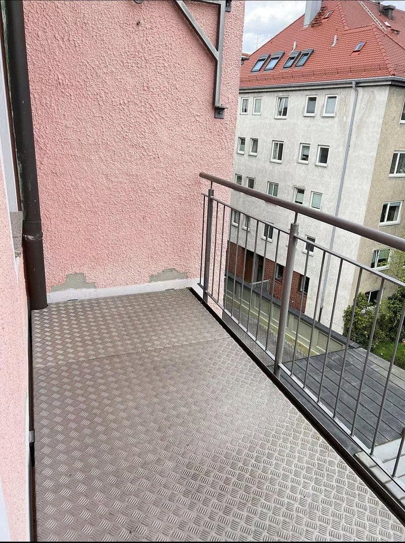 Pronájem bytu 3+1 63 m², Kellerstrasse 13, München, Bavorsko Pronájem bytu 3+1 63 m², Kellerstrasse 13, München, Bavorsko