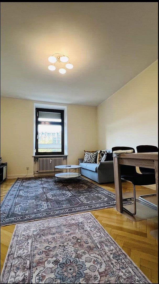 Pronájem bytu 3+1 63 m², Kellerstrasse 13, München, Bavorsko Pronájem bytu 3+1 63 m², Kellerstrasse 13, München, Bavorsko