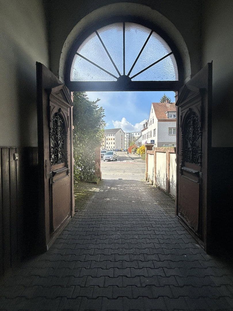 Pronájem bytu 4+1 108 m², Bruchköbeler Landstraße 6, Hanau, Hessen Pronájem bytu 4+1 108 m², Bruchköbeler Landstraße 6, Hanau, Hessen