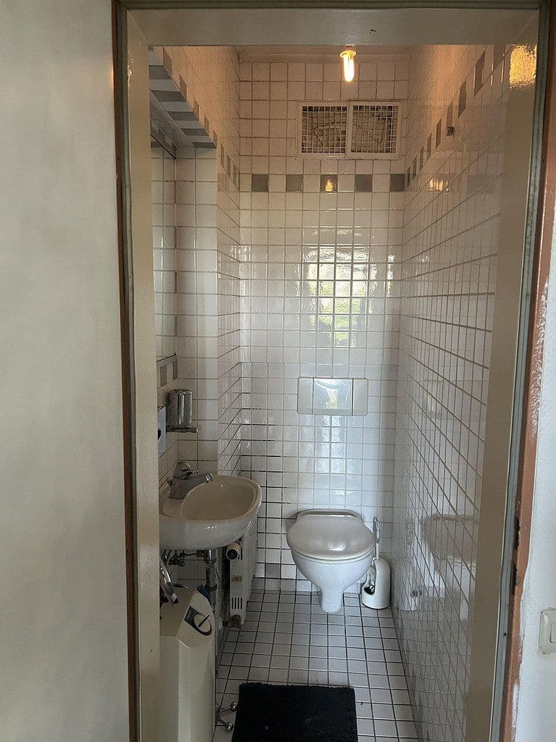 Pronájem bytu 4+1 108 m², Bruchköbeler Landstraße 6, Hanau, Hessen Pronájem bytu 4+1 108 m², Bruchköbeler Landstraße 6, Hanau, Hessen