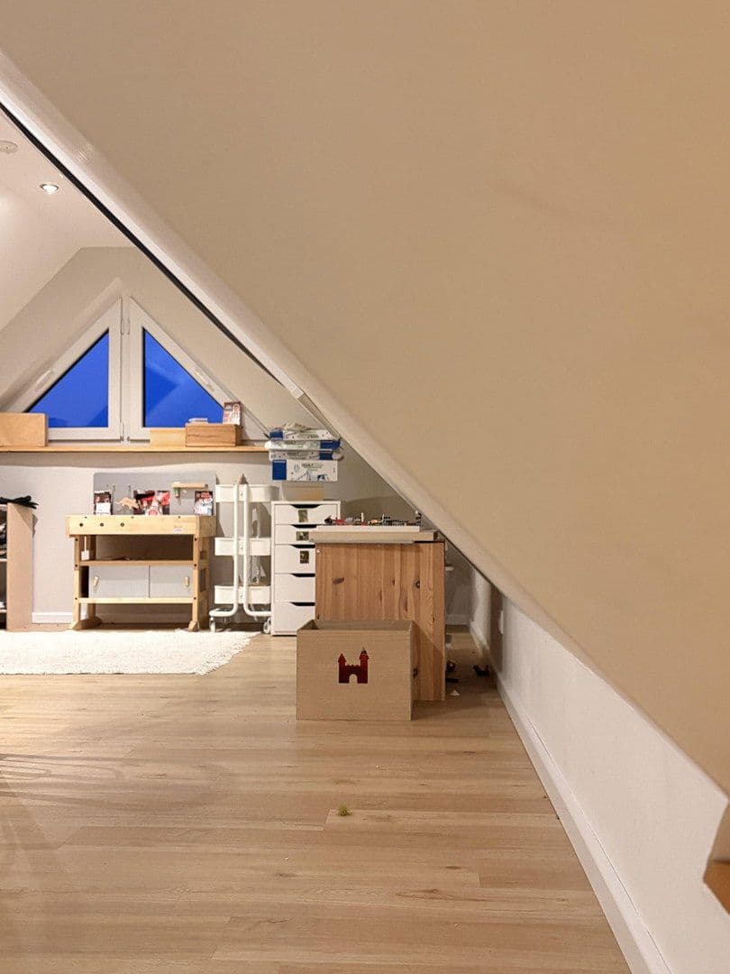 Prodej domu 210 m², pozemek 744 m², Radbruch, Dolní Sasko Prodej domu 210 m², pozemek 744 m², Radbruch, Dolní Sasko