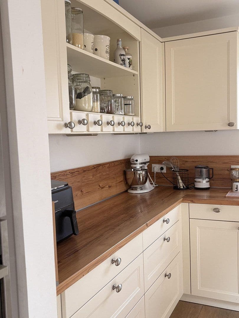 Prodej domu 210 m², pozemek 744 m², Radbruch, Dolní Sasko Prodej domu 210 m², pozemek 744 m², Radbruch, Dolní Sasko