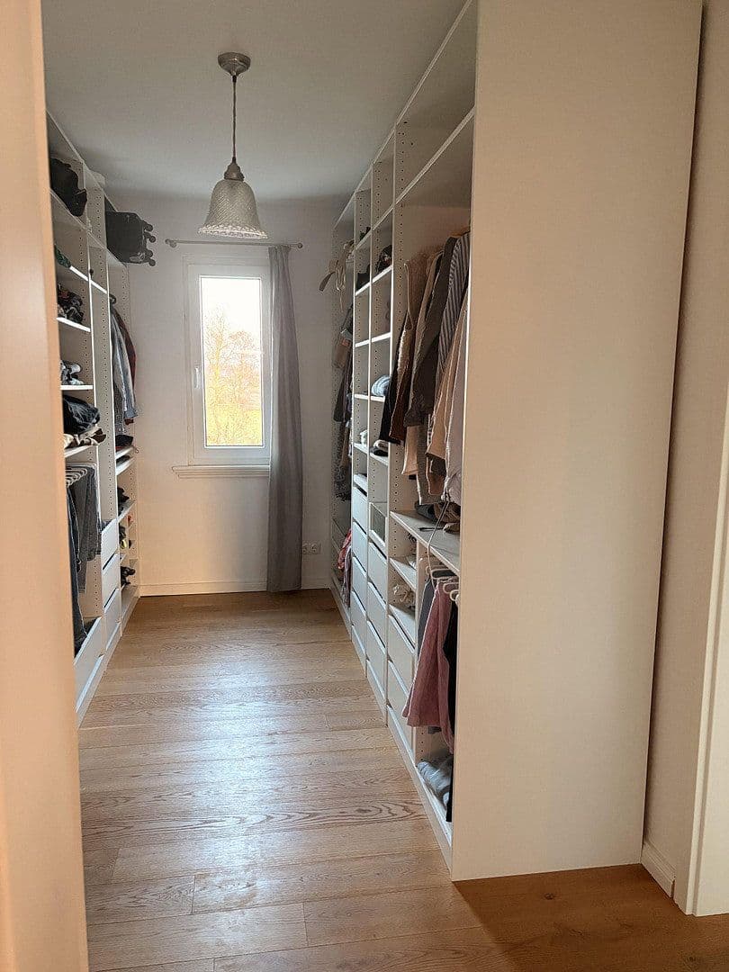 Prodej domu 210 m², pozemek 744 m², Radbruch, Dolní Sasko Prodej domu 210 m², pozemek 744 m², Radbruch, Dolní Sasko