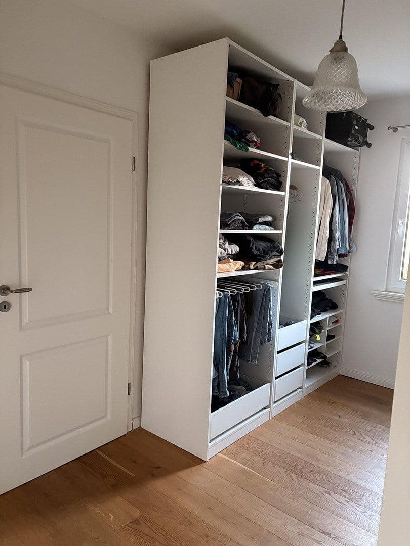 Prodej domu 210 m², pozemek 744 m², Radbruch, Dolní Sasko Prodej domu 210 m², pozemek 744 m², Radbruch, Dolní Sasko