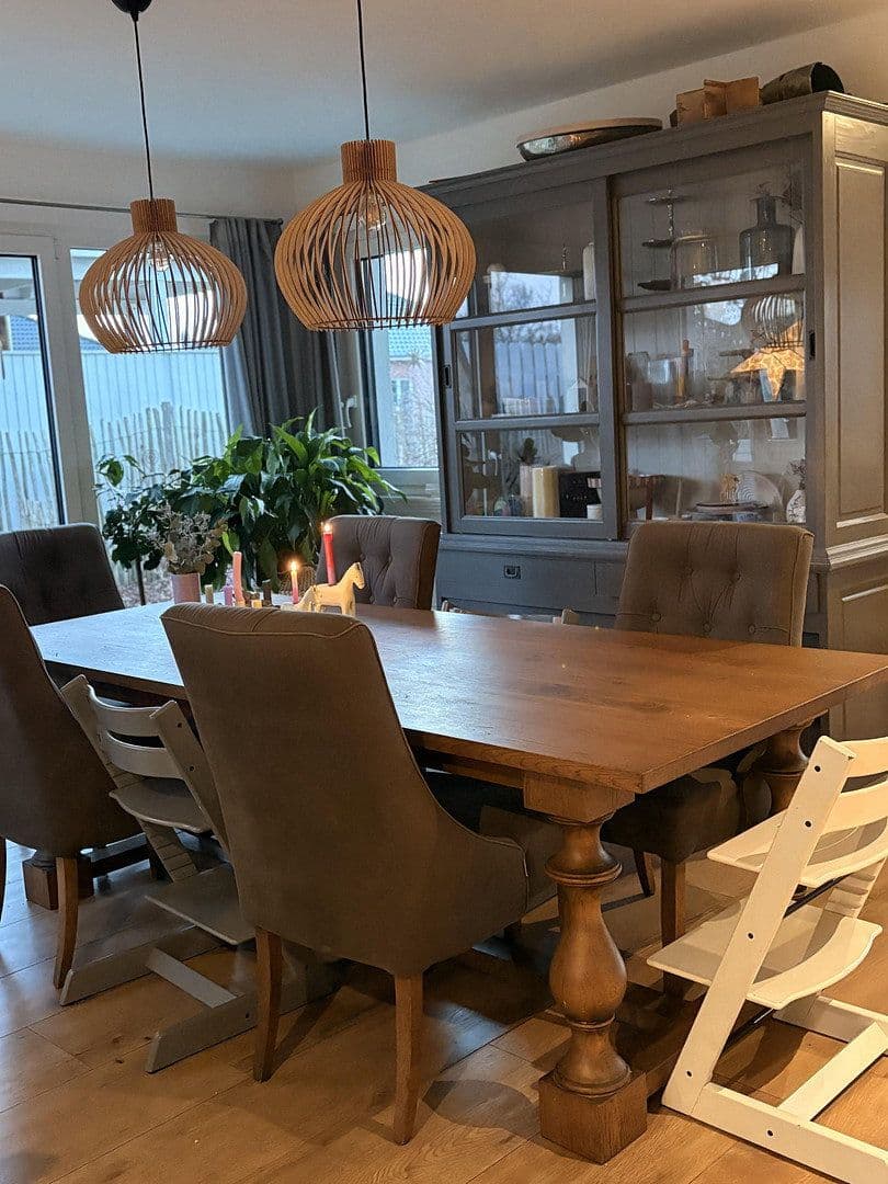 Prodej domu 210 m², pozemek 744 m², Radbruch, Dolní Sasko Prodej domu 210 m², pozemek 744 m², Radbruch, Dolní Sasko