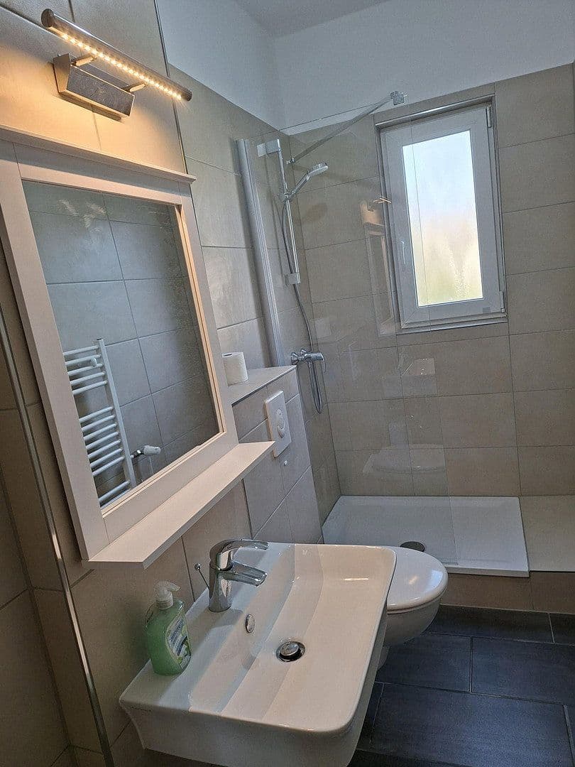 Prodej bytu 3+1 64 m², Berlin, Berlín Prodej bytu 3+1 64 m², Berlin, Berlín