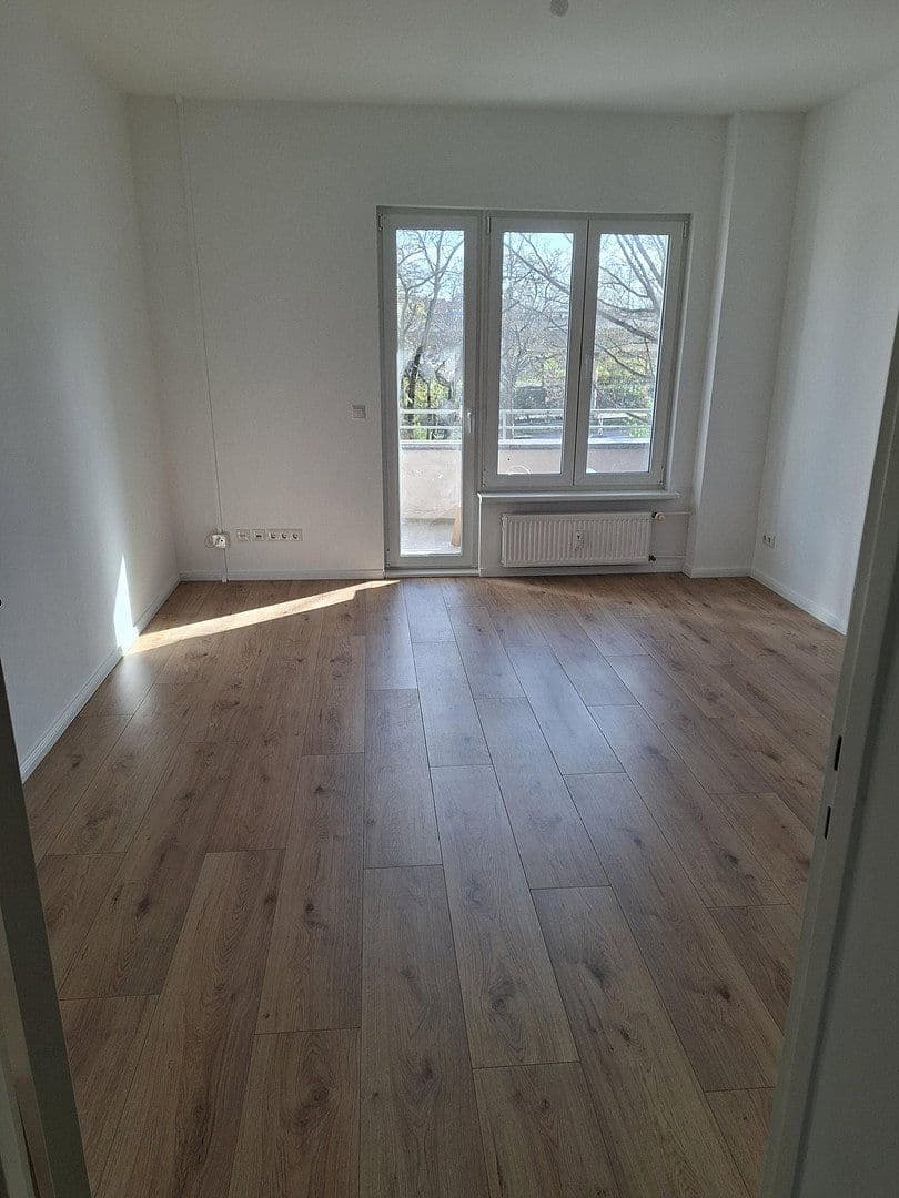Prodej bytu 3+1 64 m², Berlin, Berlín Prodej bytu 3+1 64 m², Berlin, Berlín