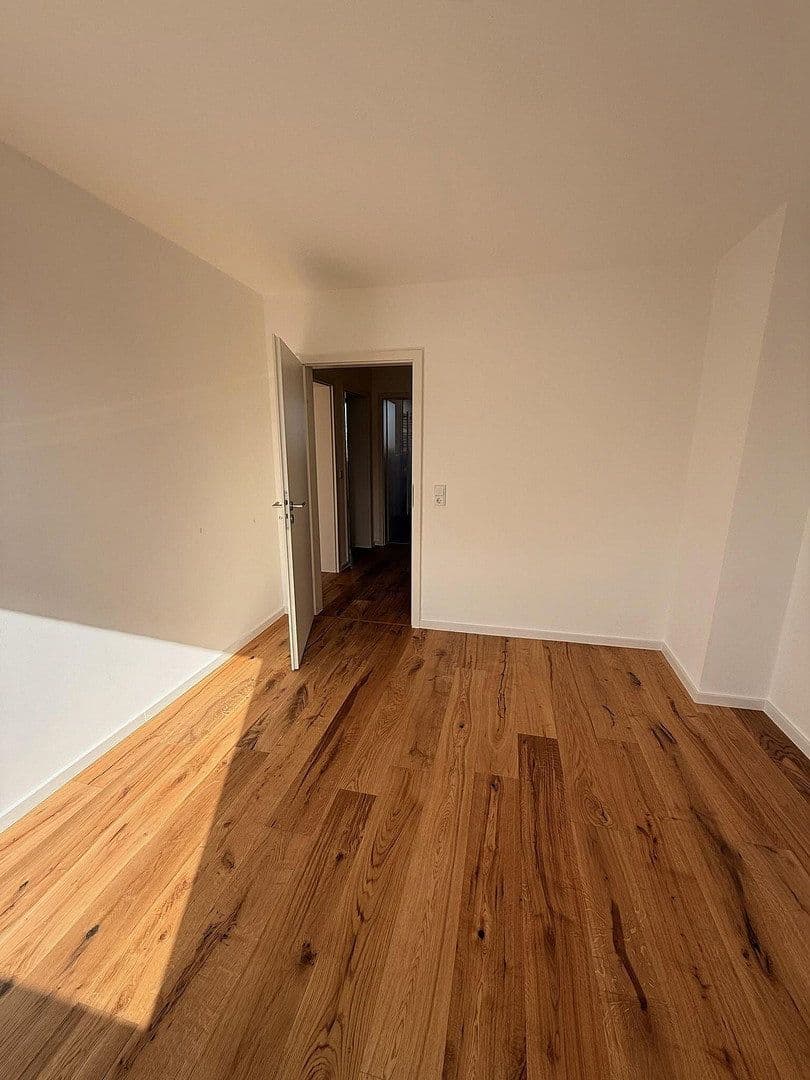 Prodej bytu 3+1 77 m², Kiel, Šlesvicko-Holštýnsko Prodej bytu 3+1 77 m², Kiel, Šlesvicko-Holštýnsko