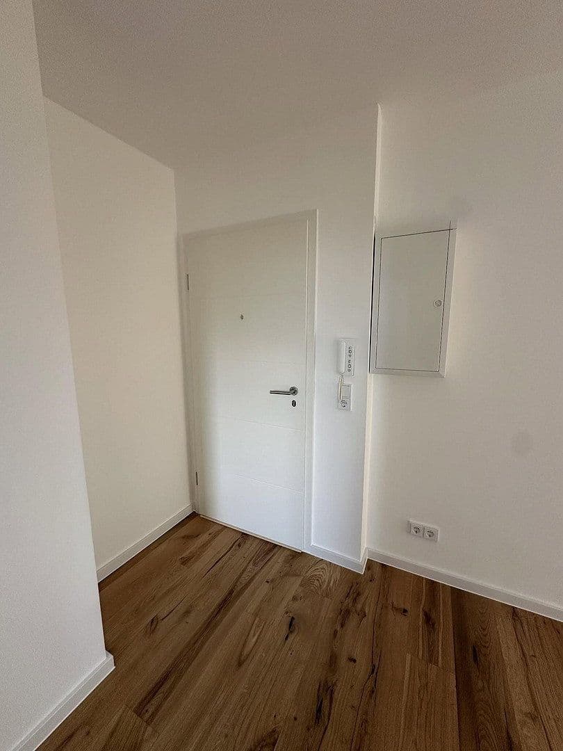 Prodej bytu 3+1 77 m², Kiel, Šlesvicko-Holštýnsko Prodej bytu 3+1 77 m², Kiel, Šlesvicko-Holštýnsko