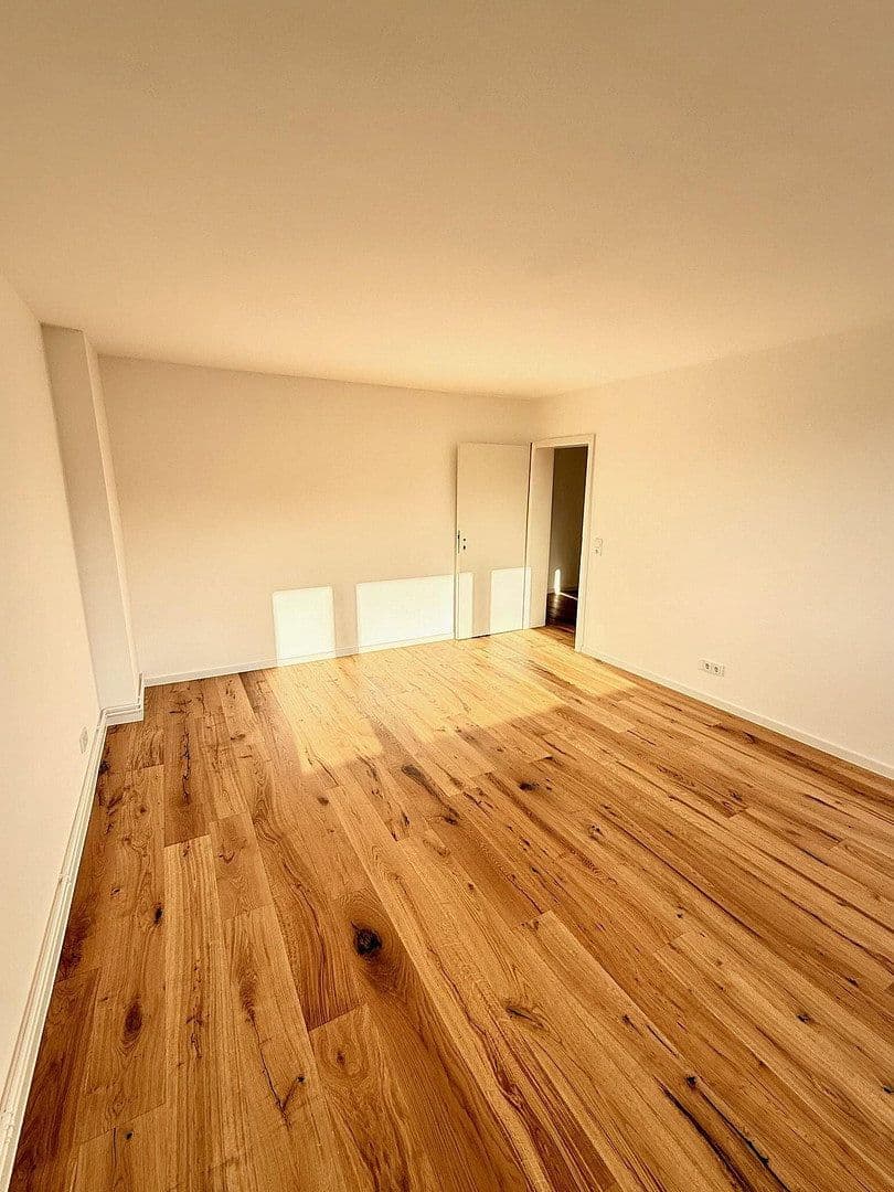 Prodej bytu 3+1 77 m², Kiel, Šlesvicko-Holštýnsko Prodej bytu 3+1 77 m², Kiel, Šlesvicko-Holštýnsko