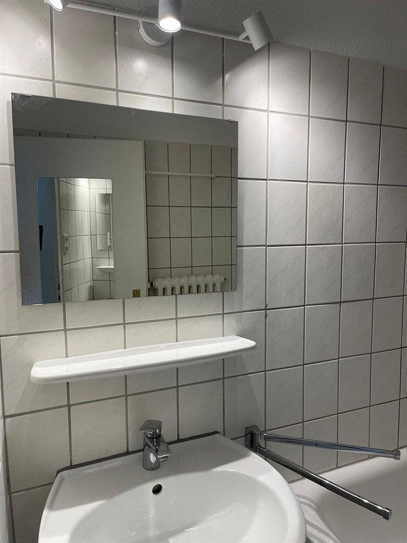 Pronájem bytu 1+kk 35 m², Mülheim a.d. Ruhr, Severní Porýní-Vestfálsko Pronájem bytu 1+kk 35 m², Mülheim a.d. Ruhr, Severní Porýní-Vestfálsko