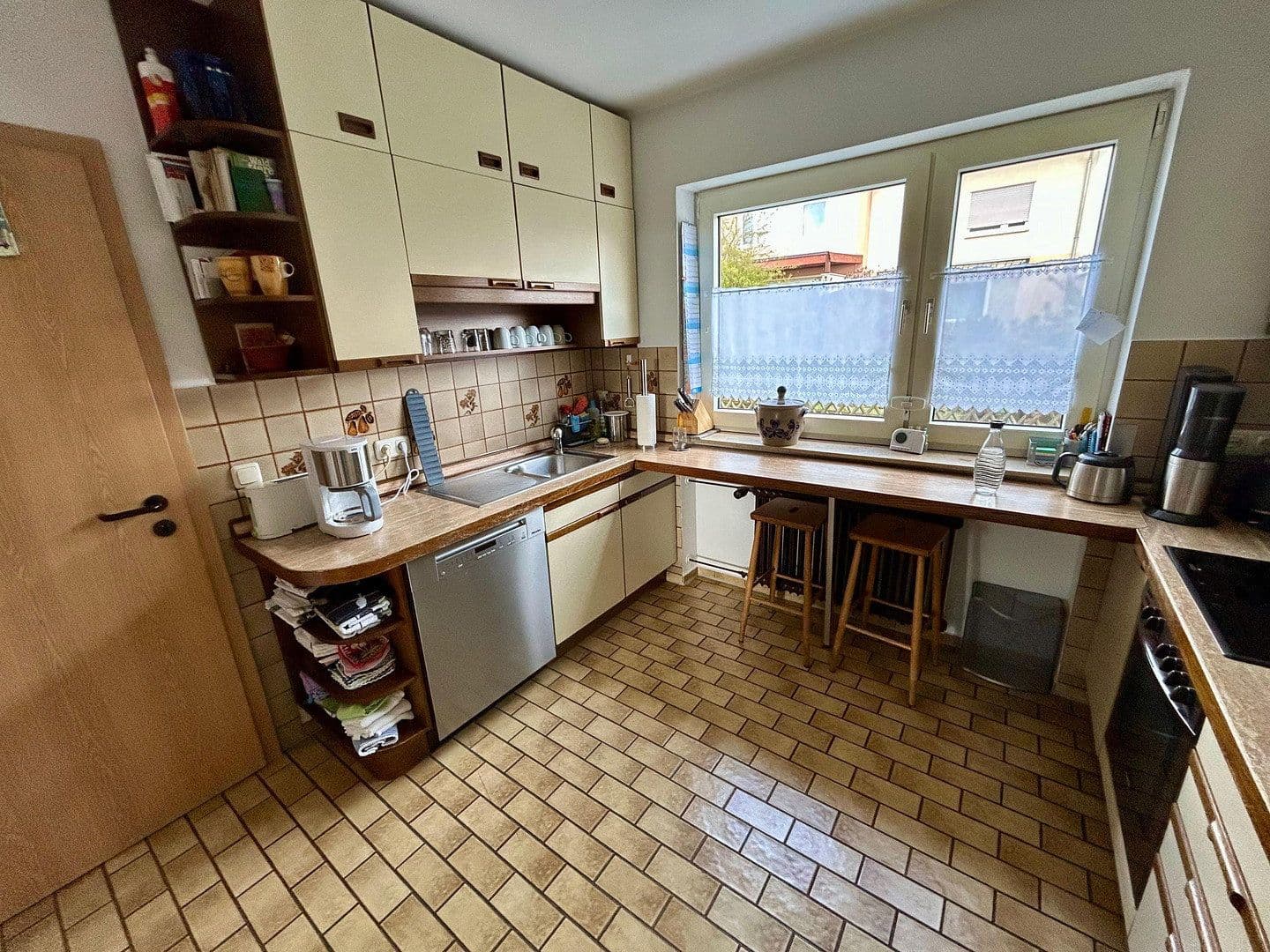 Prodej domu 137 m², pozemek 213 m², Flörsheim, Hessen Prodej domu 137 m², pozemek 213 m², Flörsheim, Hessen