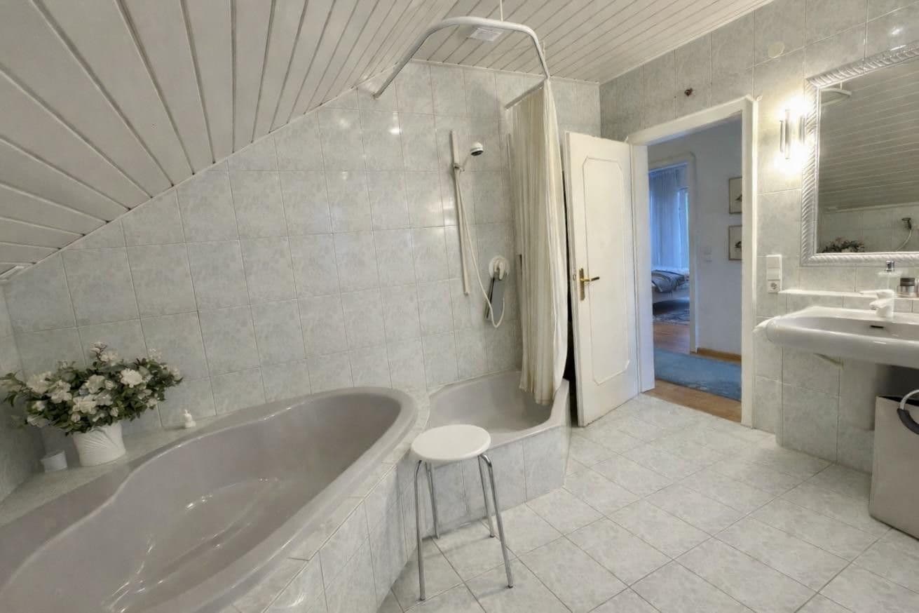 Prodej domu 330 m², pozemek 624 m², Weil der Stadt, Bádensko-Württembersko Prodej domu 330 m², pozemek 624 m², Weil der Stadt, Bádensko-Württembersko