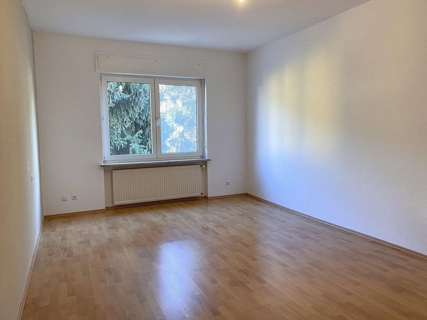 Pronájem bytu 4+1 120 m², Koblenz, Porýní-Falc Pronájem bytu 4+1 120 m², Koblenz, Porýní-Falc
