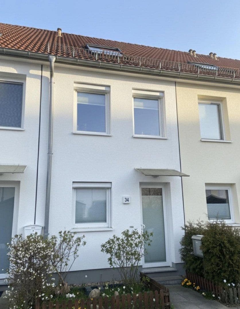 Prodej domu 107 m², pozemek 120 m², Berlin, Berlín Prodej domu 107 m², pozemek 120 m², Berlin, Berlín