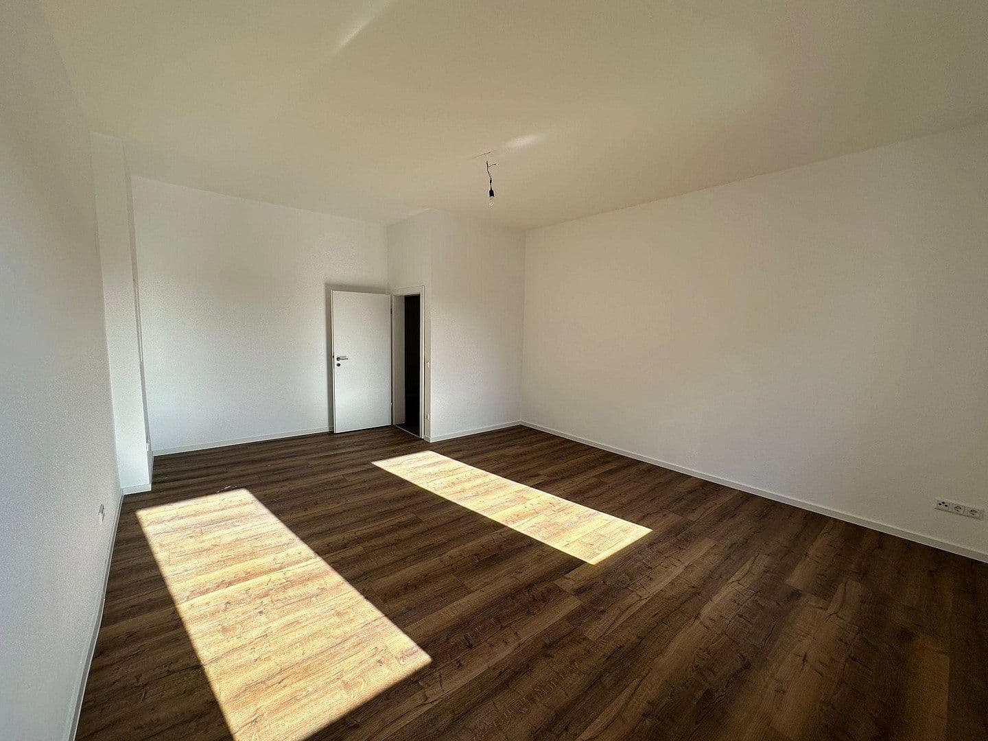 Pronájem bytu 4+1 133 m², Kaiserwall 20, Recklinghausen, Severní Porýní-Vestfálsko Pronájem bytu 4+1 133 m², Kaiserwall 20, Recklinghausen, Severní Porýní-Vestfálsko