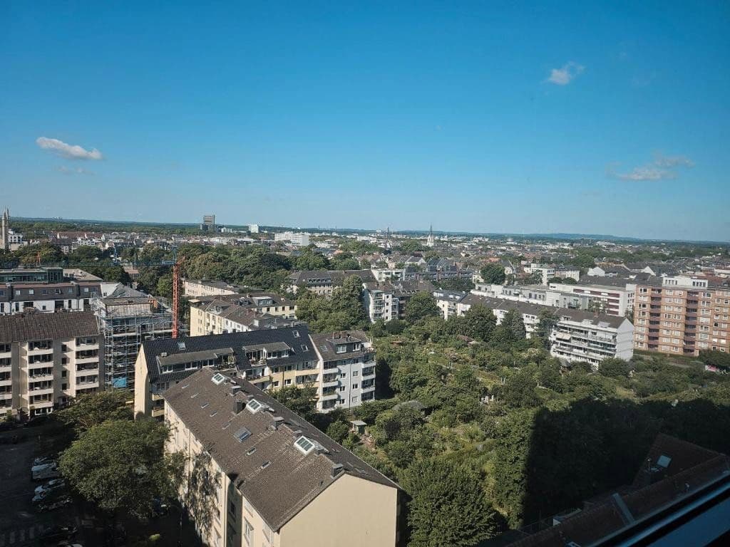 Prodej bytu 1+1 32 m², Graeffstr. 1, Köln, Severní Porýní-Vestfálsko Prodej bytu 1+1 32 m², Graeffstr. 1, Köln, Severní Porýní-Vestfálsko