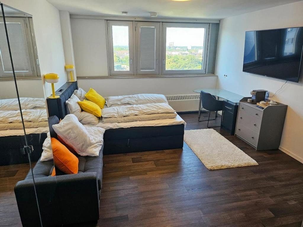 Prodej bytu 1+1 32 m², Graeffstr. 1, Köln, Severní Porýní-Vestfálsko Prodej bytu 1+1 32 m², Graeffstr. 1, Köln, Severní Porýní-Vestfálsko