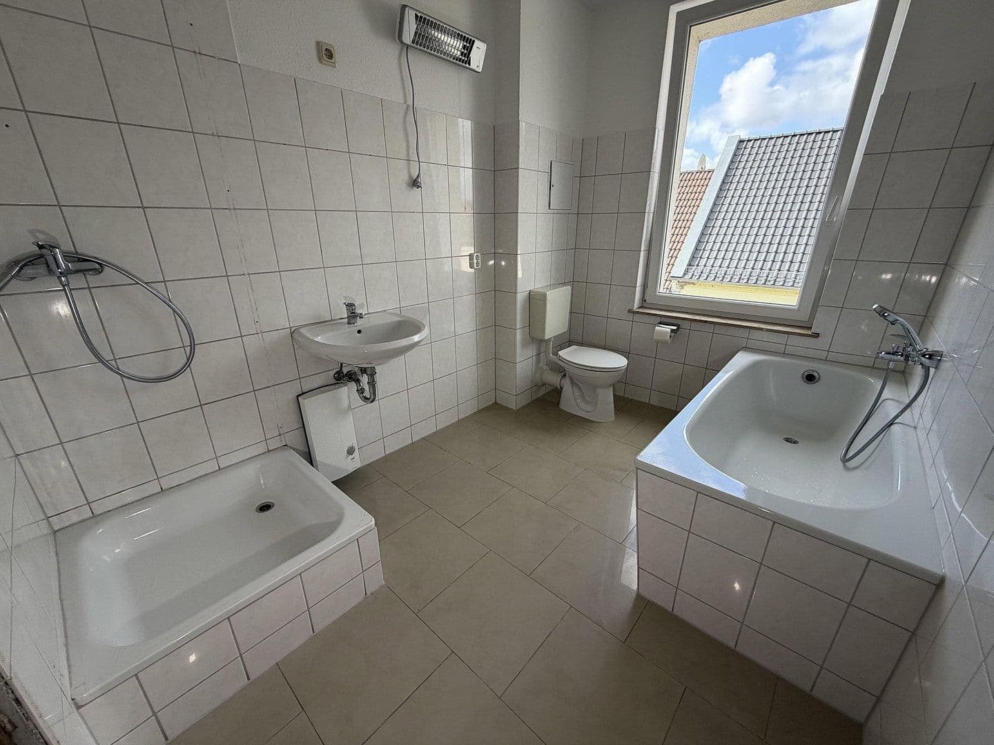 Pronájem bytu 2+1 59 m², Ziegelstraße 47, Dessau-Roßlau, Sasko-Anhaltsko Pronájem bytu 2+1 59 m², Ziegelstraße 47, Dessau-Roßlau, Sasko-Anhaltsko