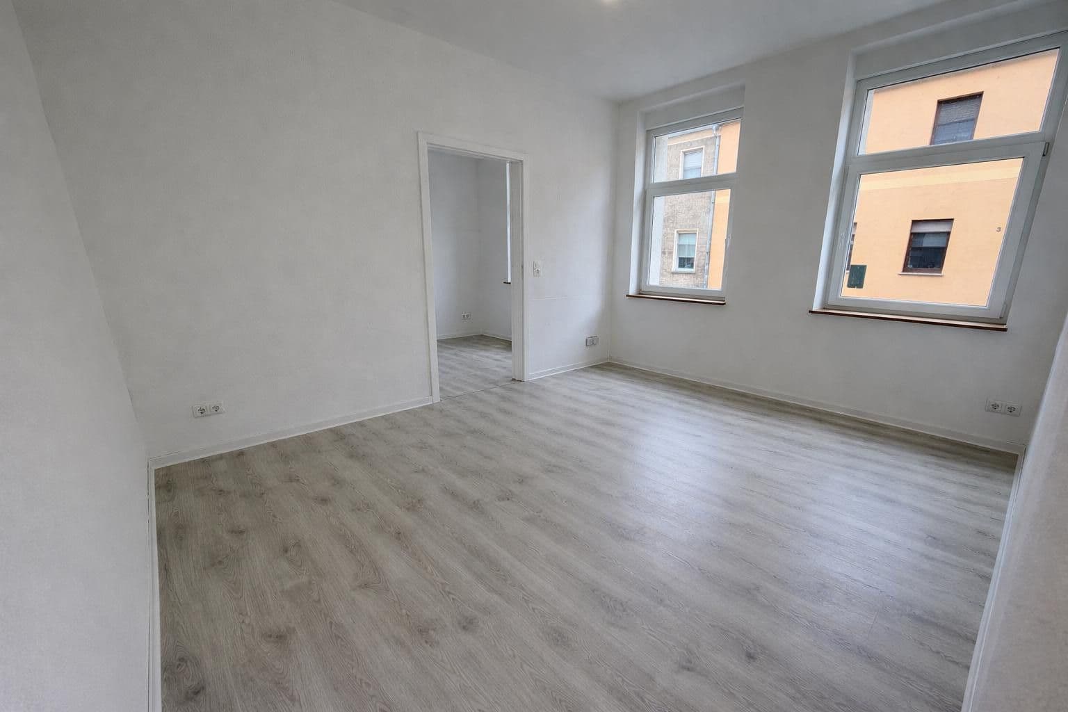 Pronájem bytu 2+1 59 m², Ziegelstraße 47, Dessau-Roßlau, Sasko-Anhaltsko Pronájem bytu 2+1 59 m², Ziegelstraße 47, Dessau-Roßlau, Sasko-Anhaltsko