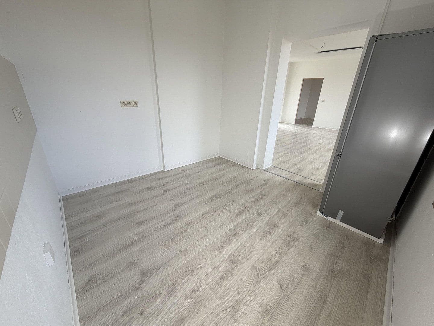 Pronájem bytu 2+1 59 m², Ziegelstraße 47, Dessau-Roßlau, Sasko-Anhaltsko Pronájem bytu 2+1 59 m², Ziegelstraße 47, Dessau-Roßlau, Sasko-Anhaltsko